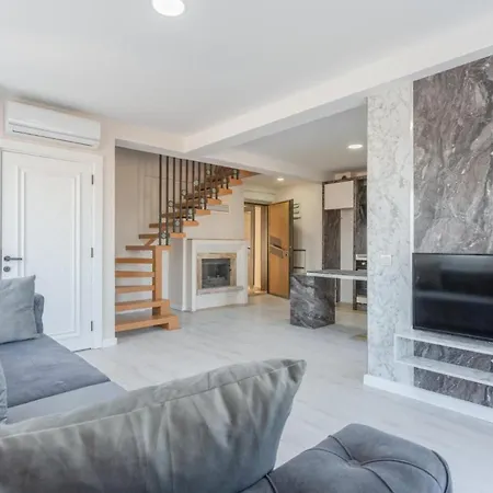 Villa Elegance